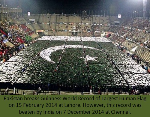 Pakistan's Flag Pictures - Pakistan Breaks Guinness World Record of Largest Human Flag in 2014 - Images of Pakistani Flags