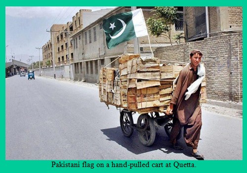 Pakistani Flag Pictures - Pakistani flag on a hand-pulled cart at Quetta - Pakistan Flag Images Pakistan Flag Images - Pakistani flag on a hand-pulled cart at Quetta - Pakistani Flag Pictures