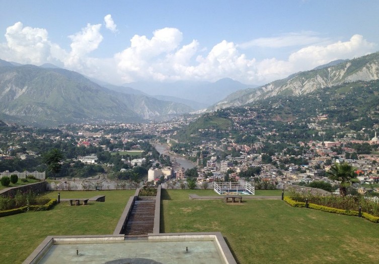 Azad Kashmir Pictures: Eye Catching View of Muzaffarabad City - Photos of Azad Kashmir
