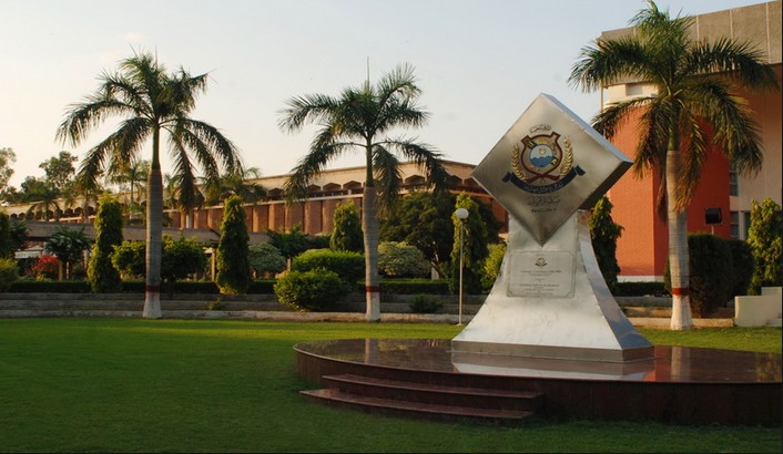 Faisalabad Photos - Faisalabad University, Faisalabad - Images of Faisalabad Faisalabad Pictures: Faisalabad University, Faisalabad - Photos of Faisalabad