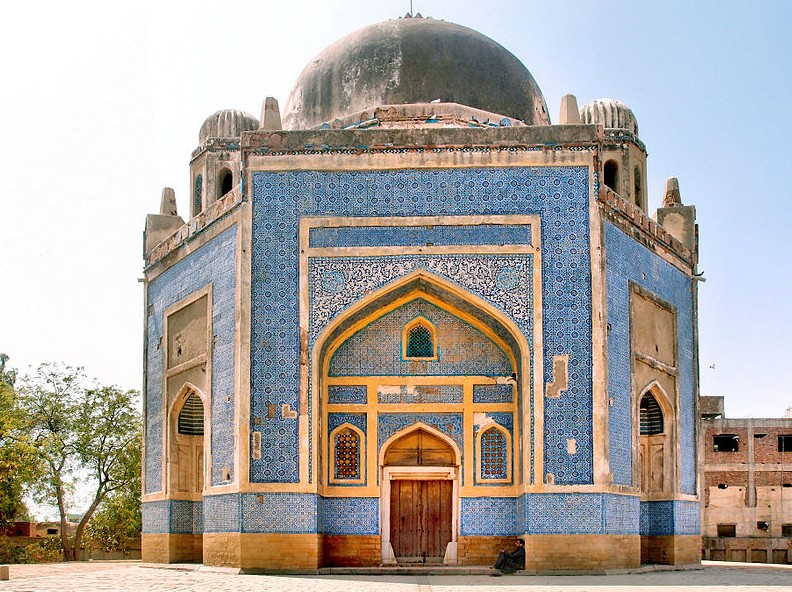 Hyderabad Pictures: Tomb of Mian Ghulam Shah Kalhoro, Hyderabad - Photos of Hyderabad Pakistan