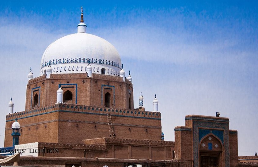 Multan Photos - Mausoleum of Hazrat Baha-ud-Din Zakaria - Multan Pics Multan Pictures: Tomb of Hazrat Baha-ud-Din Zakaria - Images, Photos of Multan