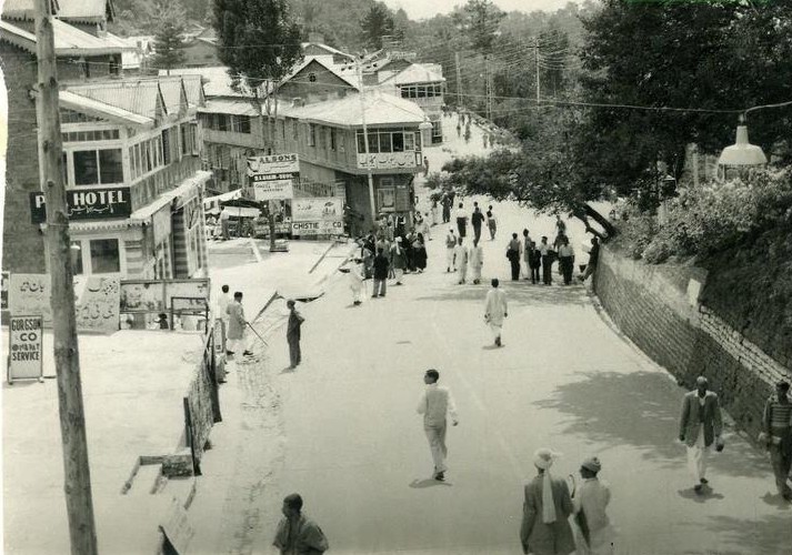 Murree Photos - Mall Road Murree in 1959 - Murree Pictures Murree Pics: Mall Road Murree in 1959 - Images, Photos of Murree