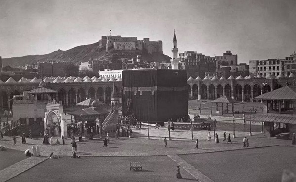 Makkah Old Pics: Kaaba photo during Ottoman Empire - Rare images Mecca Photos Makkah Province