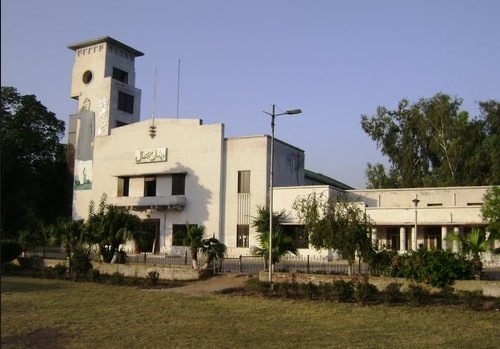 Sargodha Photos - Jinnah Hall, Company Bagh, Sargodha - Pictures of Sargodha Sargodha Pictures: Jinnah Hall, Company Bagh, Sargodha - Photos of Sargodha
