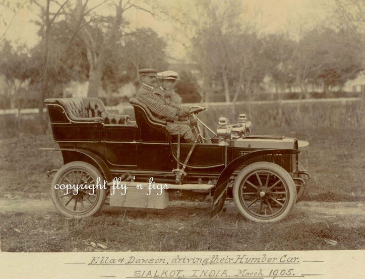 Old Photos of Sialkot - An English couple on drive in Sialkot, 1905 - Rare Old Pictures of Sialkot