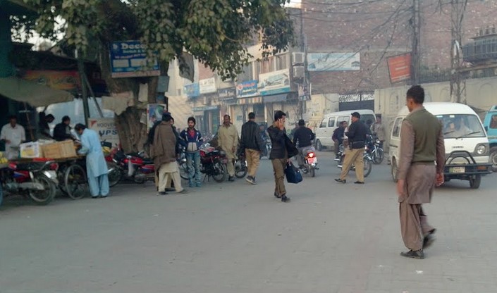 Photos of Sialkot - Peepal Wala Chowk Kachehri Road Sialkot - Pictures of Sialkot