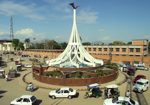 Pics of Mardan : Bacha Khan Chowk Mardan - Mardan Images - Photos of Mardan