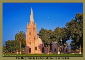 Pakistani Church Photos: The Holy Trinity Cathedral Church at Sialkot - Pics Churches of Pakistan