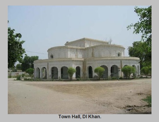 Dera Ismail Khan Photos - Town Hall, DI Khan - DI Khan Pics DI Khan Pictures: Town Hall, DI Khan - Images and Photos of Dera Ismail Khan
