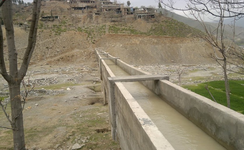 Lower Dir Photos - A water channel in Khal, Lower Dir - Pictures of Lower Dir, KPK Photos of Lower Dir : A water channel in Khal, Lower Dir - Lower Dir Photos, Pics & Images of lower Dir