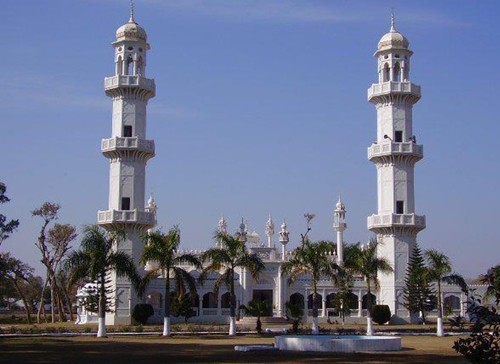 Pictures of Jhelum - A Mosque in Jhelum Cantonment - Images of Jhelum