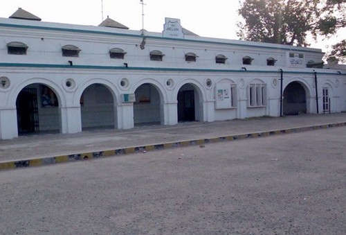 Pictures of Jhelum - Exterior of Jhelum Railway Station - Images of Jhelum