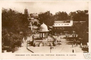 Old Photos of Peshawar - Photo of Hastings Memorial (now Chowk Yadgaar) Peshawar - Old Pics of Peshawar