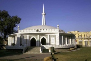 Masjid-e-Shuhada, The Mall, Lahore