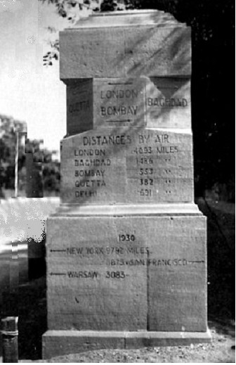 Old and rare Photos of Karachi; Rare Photo of a signpost in Malir Cantonment - Old and rare Pictures of Karachi Old and rare Pictures of ;Karachi - Rare Photo of a signpost in Malir Cantonment, 1930 - Old and rare Photos of Karachi; Rare Images of Karachi