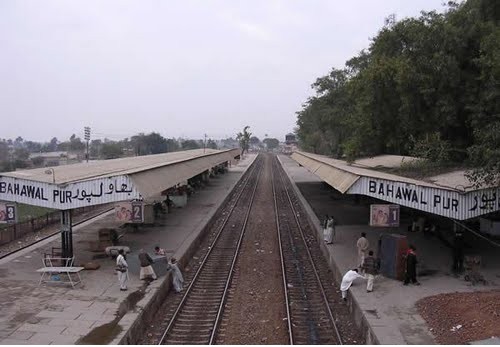 Photo of Bahawalpur Railway Station - Photos of Bahawalpur Photos of Bahawalpur: Photo of Bahawalpur Railway Station - Pictures of Bahawalpur