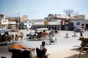 Photo of intersection of Kashmir Road & Adamjee Road, Saddar Rawalpindi---1960s, old Rawalpindi pictures Image of intersection of Kashmir Road & Adamjee Road, Saddar Rawalpindi---1960s, old Rawalpindi pictures