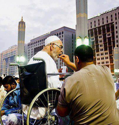 Quotes about Parents: Show kindness to your Parents - Parents Quotes in Urdu